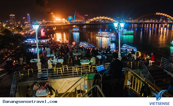 Đà Nẵng có cụm tổ hợp ẩm thực giải trí trên du thuyền - Ảnh 3 Đà Nẵng có cụm tổ hợp ẩm thực giải trí trên du thuyền - Ảnh 3