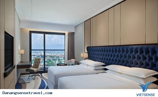 Khách sạn Four Points by Sheraton