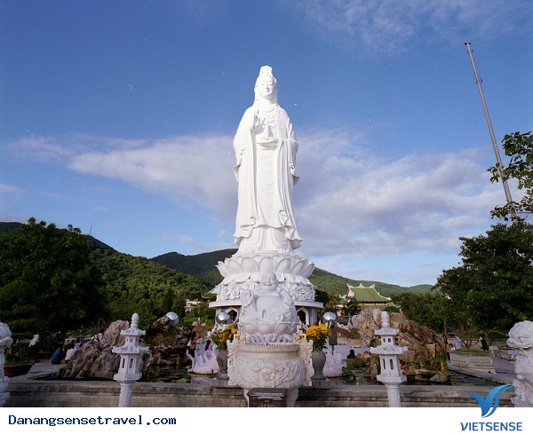Tham quan cõi phật trần gian tại Đà Nẵng - Ảnh 4 Tham quan cõi phật trần gian tại Đà Nẵng - Ảnh 4