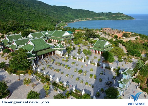 Tham quan cõi phật trần gian tại Đà Nẵng - Ảnh 2 Tham quan cõi phật trần gian tại Đà Nẵng - Ảnh 2