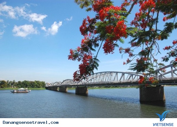 Vi vu Cố Đô Huế trong dịp hè - Ảnh 2 Vi vu Cố Đô Huế trong dịp hè - Ảnh 2