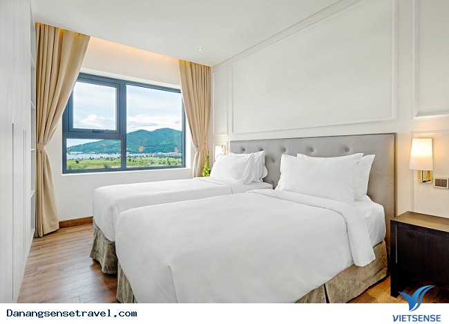 Khách Sạn Dát Vàng Golden Bay