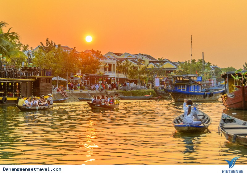 Ngắm hoàng hôn trên sông Thu Bồn