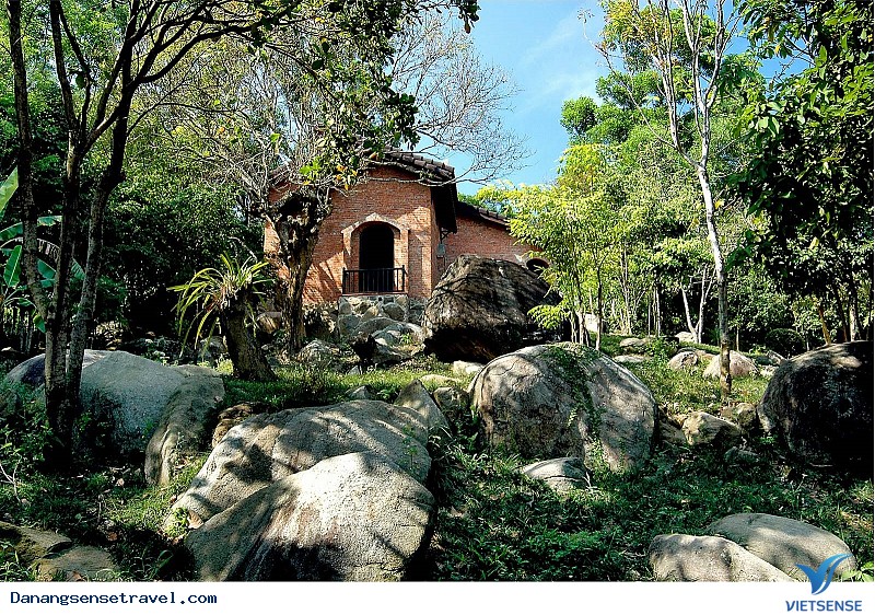 Khám Phá Những Điểm Check In Ấn Tượng Trên Cung Đường Tới Bán Đảo Sơn Trà - Ảnh 2 Khám Phá Những Điểm Check In Ấn Tượng Trên Cung Đường Tới Bán Đảo Sơn Trà - Ảnh 2