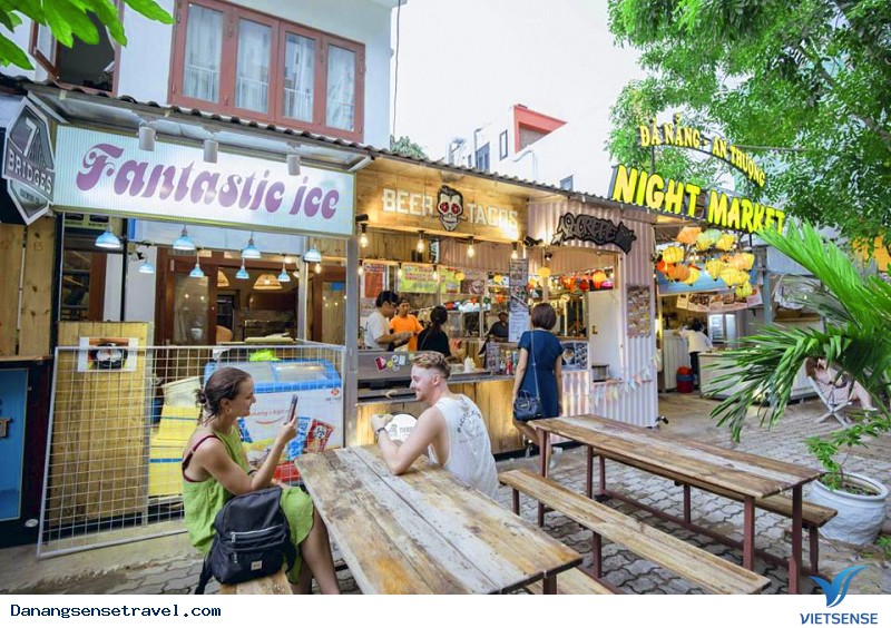 Không gian ăn uống ẩm thực