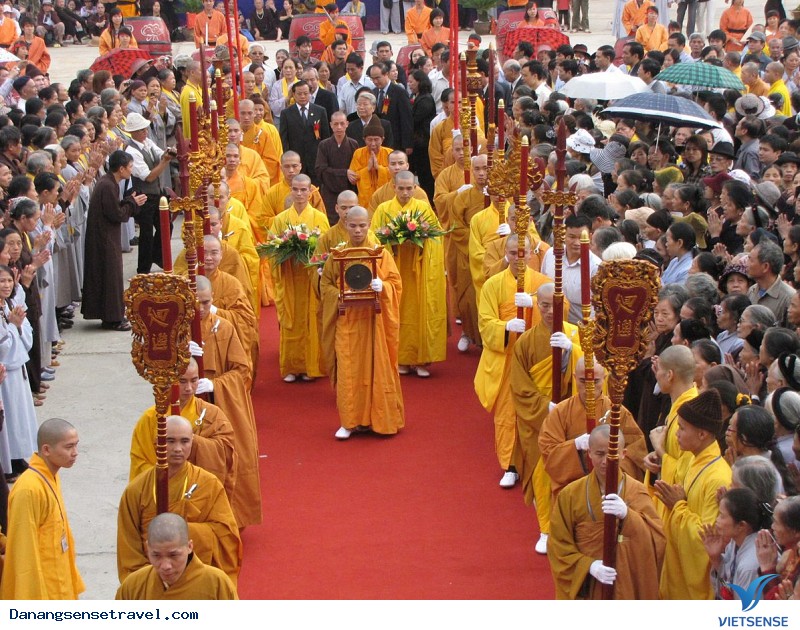“Tắm mình trong phật pháp” với Lễ hội Quán Thế Âm Đà Nẵng 2019 – Ngũ Hành Sơn - Ảnh 6 “Tắm mình trong phật pháp” với Lễ hội Quán Thế Âm Đà Nẵng 2019 – Ngũ Hành Sơn - Ảnh 6