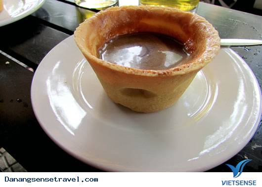 Giới trẻ đến thưởng thức ly cà phê đặc biệt ở Đà Nẵng - Ảnh 1