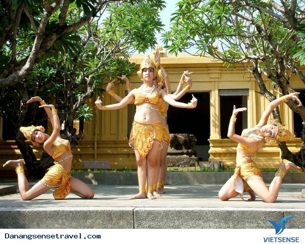 Bảo Tàng Nghệ Thuật Chăm Pa - Ảnh 2 Bảo Tàng Nghệ Thuật Chăm Pa - Ảnh 2