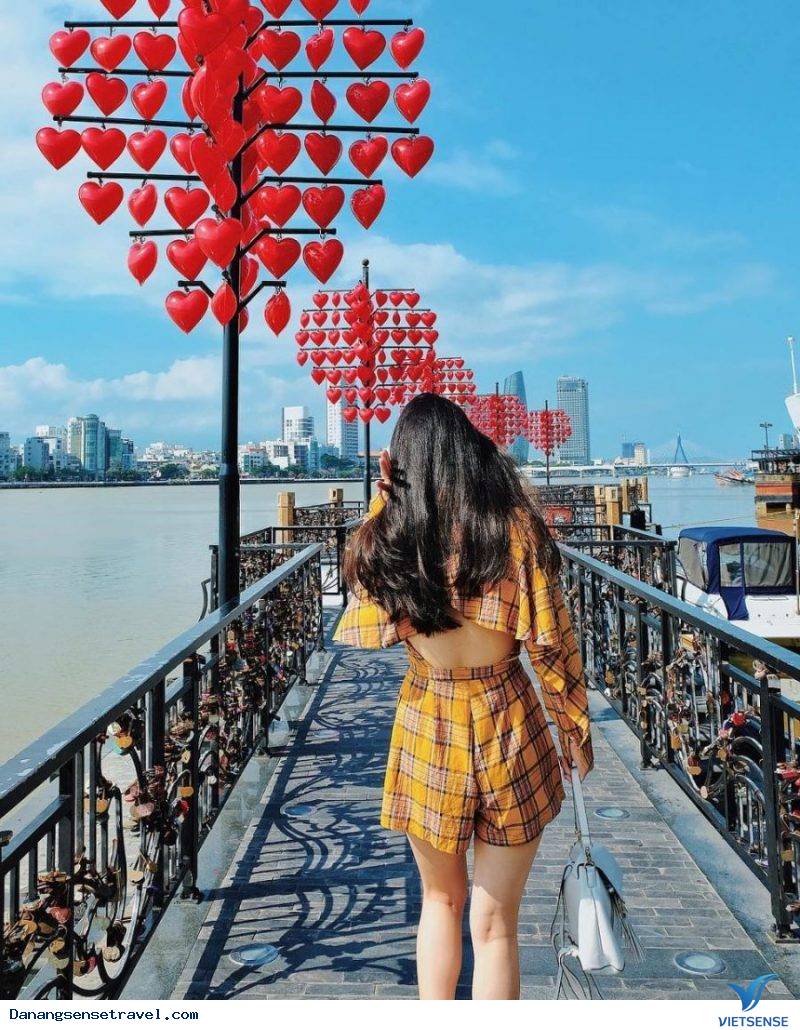 Cầu Tình Yêu Cầu Tình Yêu