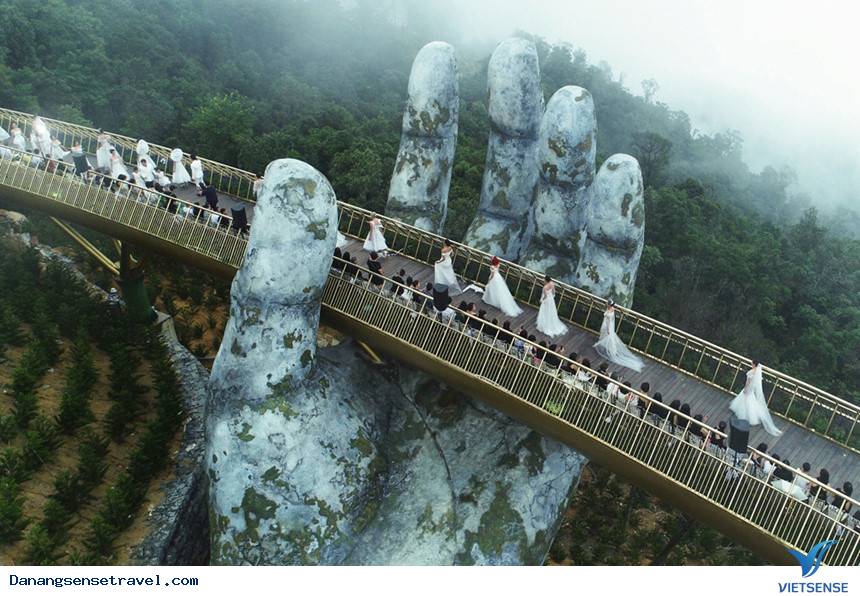 Cầu Vàng Đà Nẵng giữ vị trí quán quân trong top điểm đến 2025 - Ảnh 3 Cầu Vàng Đà Nẵng giữ vị trí quán quân trong top điểm đến 2025 - Ảnh 3