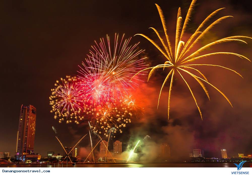 Chân dung cuộc chung kết pháo hoa DIFF - Ảnh 3 Chân dung cuộc chung kết pháo hoa DIFF - Ảnh 3