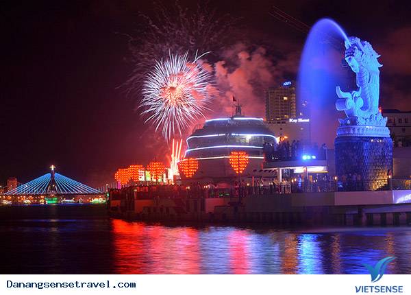 Đà Nẵng chuẩn bị sân khấu cho lễ hội pháo hoa - Ảnh 4