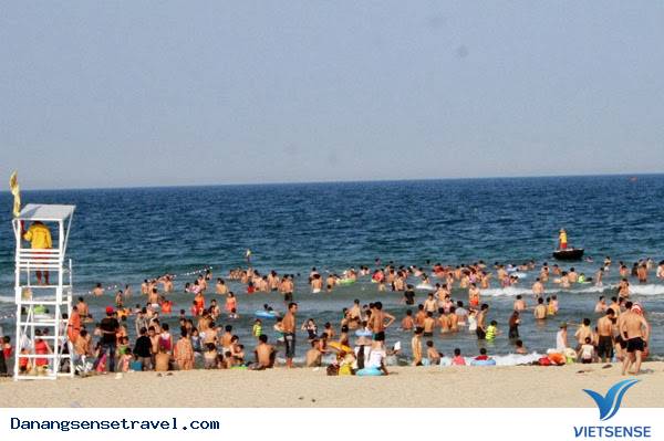 Đà Nẵng đặt camera theo dõi trộm cắp trên bãi biển - Ảnh 3 Đà Nẵng đặt camera theo dõi trộm cắp trên bãi biển - Ảnh 3