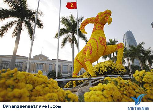 Đà Nẵng Khai Mạc Đường Hoa Xuân đón Tết - Ảnh 2 Đà Nẵng Khai Mạc Đường Hoa Xuân đón Tết - Ảnh 2