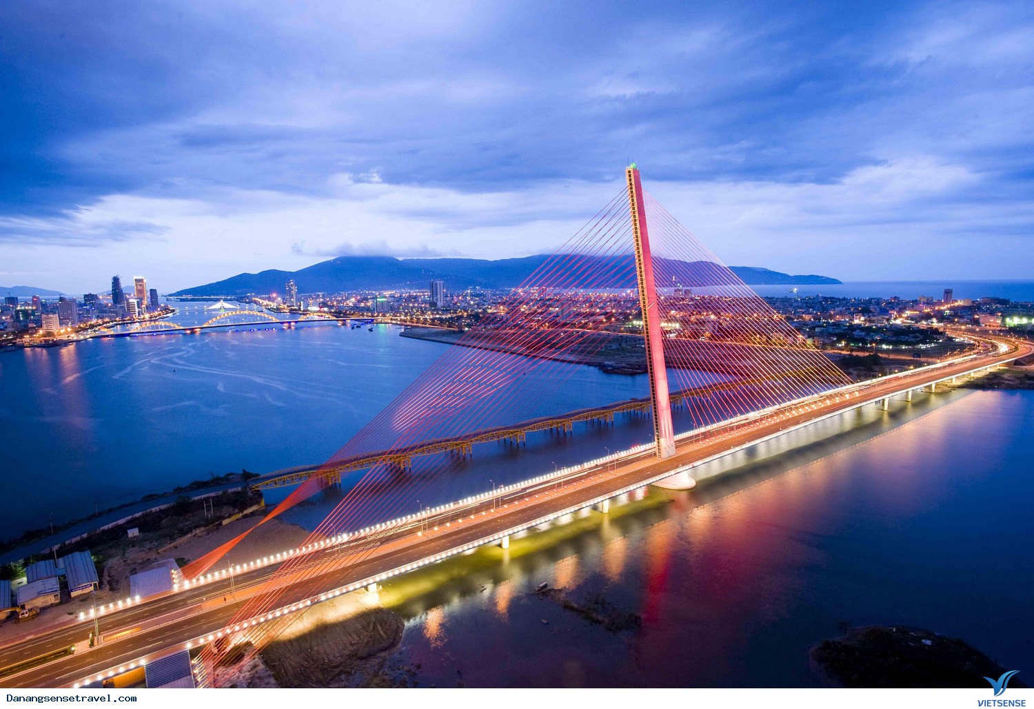 Đà Nẵng năm cây cầu bắc qua sông Hàn - Ảnh 5