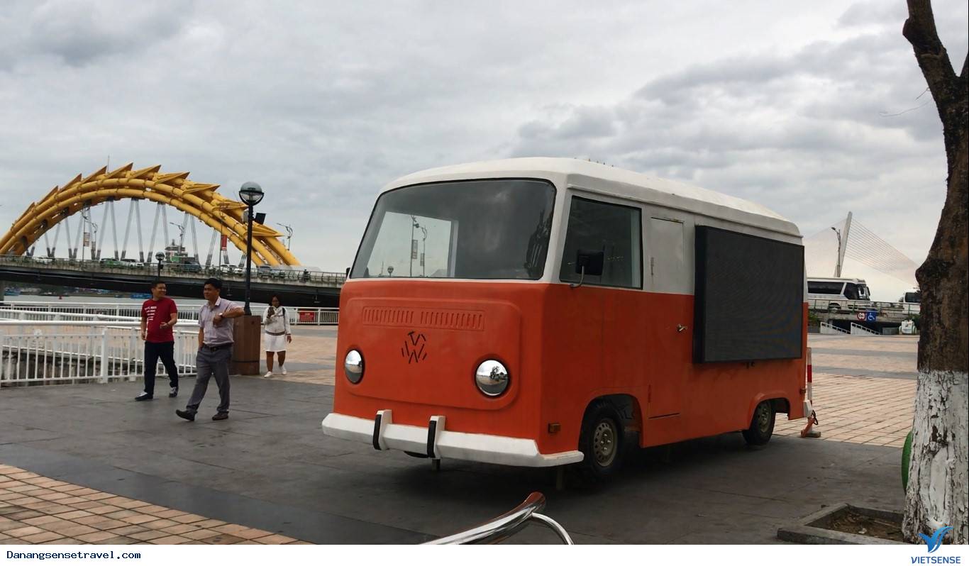 Đà Nẵng những chiếc xe thông tin phục vụ khách thăm quan - Ảnh 1 Đà Nẵng những chiếc xe thông tin phục vụ khách thăm quan - Ảnh 1