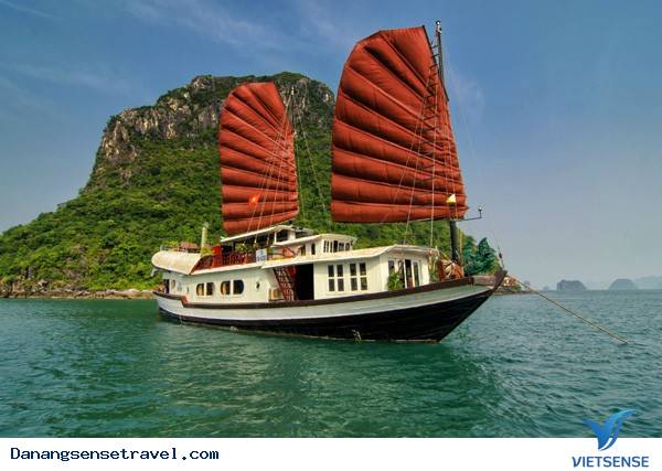 Đà Nẵng Ra Mắt Du Thuyền Đẳng Cấp 5 Sao Trên Sông Hàn - Ảnh 2 Đà Nẵng Ra Mắt Du Thuyền Đẳng Cấp 5 Sao Trên Sông Hàn - Ảnh 2