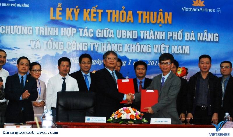 Đà Nẵng và Vietnam Airlines ký kết hợp tác - Ảnh 1 Đà Nẵng và Vietnam Airlines ký kết hợp tác - Ảnh 1