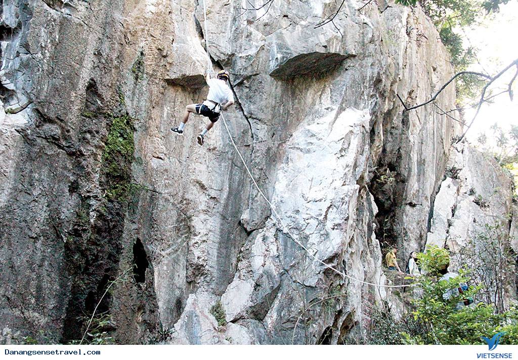 Danh thắng núi đá kỳ lạ tại Ngũ Hành Sơn - Ảnh 1