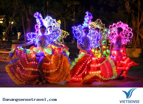 Đêm hội Sắc màu châu Á tại Asia Park Đà Nẵng - Ảnh 2 Đêm hội Sắc màu châu Á tại Asia Park Đà Nẵng - Ảnh 2