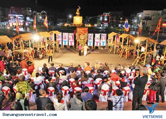 Đến Cù Lao Chàm nghe hát hội bài chòi - Ảnh 4 Đến Cù Lao Chàm nghe hát hội bài chòi - Ảnh 4