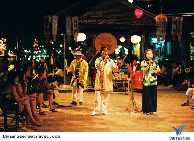 Đèn Năng lượng mặt trời ở Phố cổ Hội An - Ảnh 2 Đèn Năng lượng mặt trời ở Phố cổ Hội An - Ảnh 2