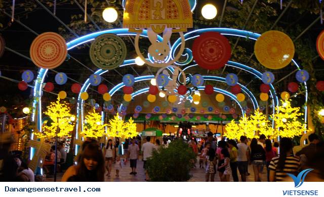 Điểm đến Của
 Đà Nẵng hút khách - Ảnh 2