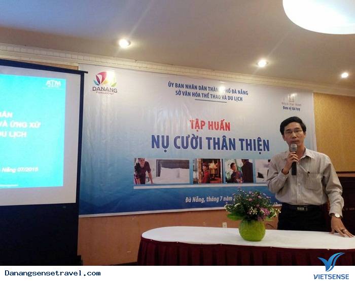 ĐN-Tăng cường hoạt động hành trình qua ‘Nụ cười thân thiện’ - Ảnh 1 ĐN-Tăng cường hoạt động hành trình qua ‘Nụ cười thân thiện’ - Ảnh 1