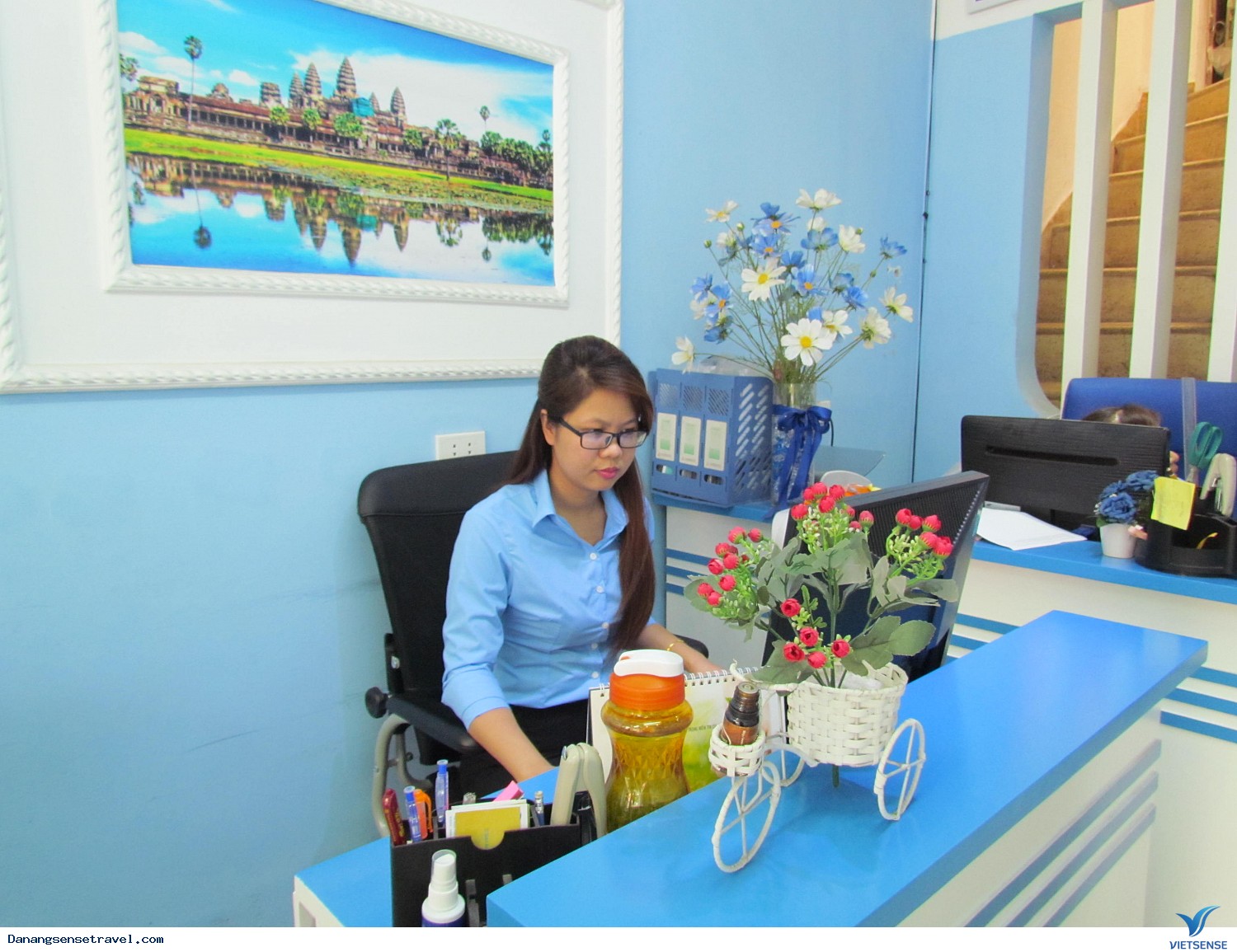 Trưởng Phòng Du Lịch Miền Bắc: MAI THỊ HƯƠNG Trưởng Phòng Du Lịch Miền Bắc: MAI THỊ HƯƠNG