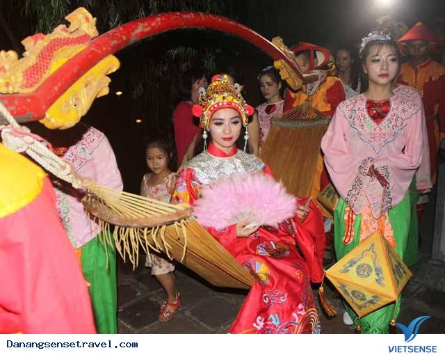 hành trình Đà Nẵng - Huế dự đám cưới công chúa trong hoàng cung - Ảnh 1 hành trình Đà Nẵng - Huế dự đám cưới công chúa trong hoàng cung - Ảnh 1