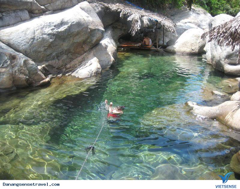 hành trình Đà Nẵng khám phá nét hoang sơ của suối Voi - Ảnh 1 hành trình Đà Nẵng khám phá nét hoang sơ của suối Voi - Ảnh 1