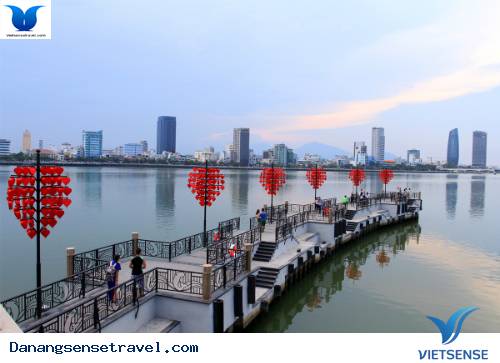 hành trình Đà Nẵng Ngắm Cầu Khóa Tình Yêu Đầu Tiên Ở Việt Nam - Ảnh 1