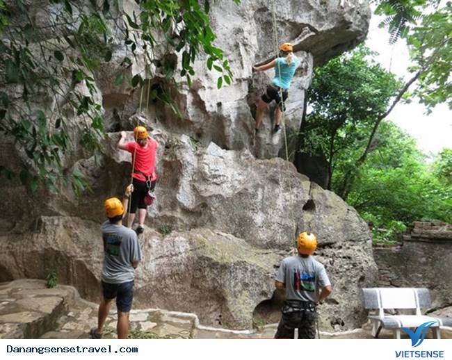 hành trình mạo hiểm leo núi Ngũ Hành Sơn - Ảnh 2 hành trình mạo hiểm leo núi Ngũ Hành Sơn - Ảnh 2