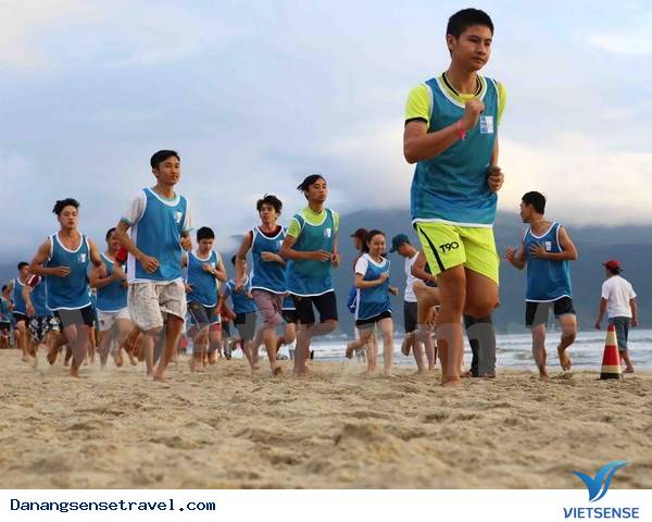 Giải chạy bộ bằng chân trần trên biển Đà Nẵng - Ảnh 3