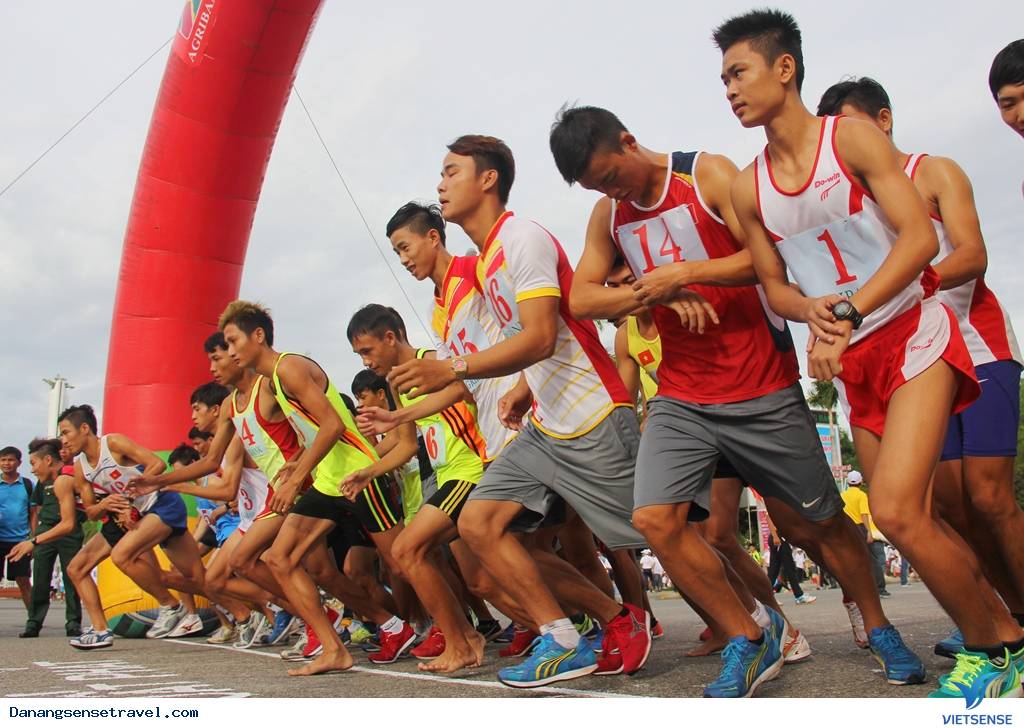 Giải Việt dã-Chạy vũ trang truyền thống Báo Đà Nẵng - Ảnh 2 Giải Việt dã-Chạy vũ trang truyền thống Báo Đà Nẵng - Ảnh 2