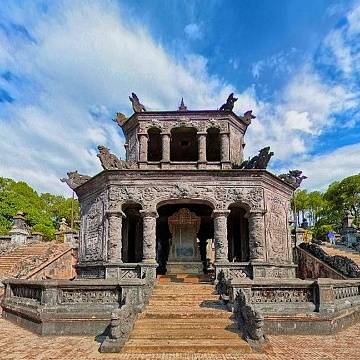 Giới Thiệu Một Số Địa Danh Nổi Tiếng Khác - Ảnh 3