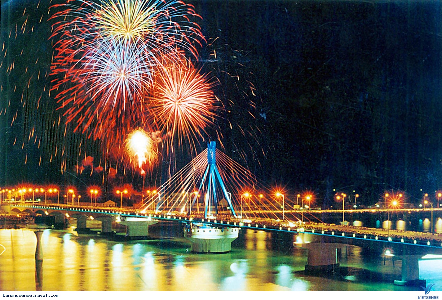 Hãng hàng không Việt mở mới nhiều đường bay liên kết hành trình Đà Nẵng - Ảnh 4 Hãng hàng không Việt mở mới nhiều đường bay liên kết hành trình Đà Nẵng - Ảnh 4