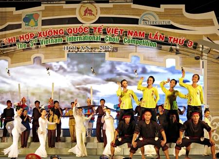 Hội An Tổ Chức Thi Hợp Xướng Quốc Tế Lần Thứ 4 - Ảnh 1 Hội An Tổ Chức Thi Hợp Xướng Quốc Tế Lần Thứ 4 - Ảnh 1