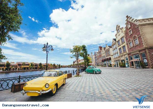 Hot rần rần cây thông lồng đèn cao nhất Việt Nam tại Hội An - Ảnh 5 Hot rần rần cây thông lồng đèn cao nhất Việt Nam tại Hội An - Ảnh 5