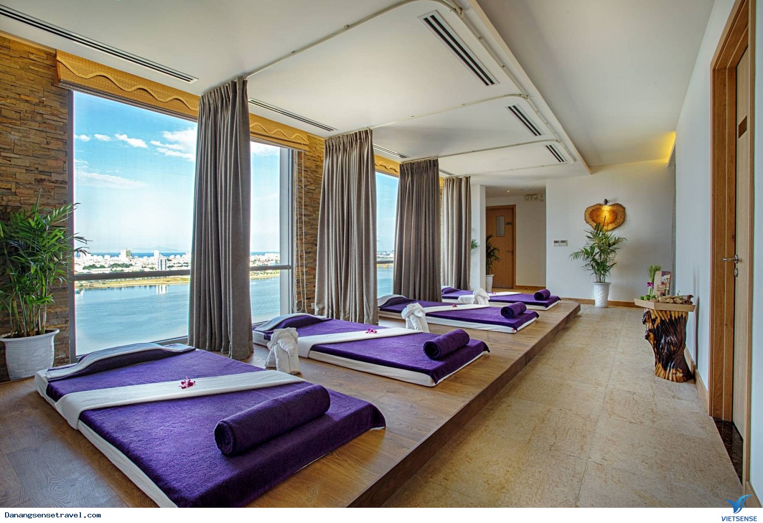 Khách sạn đẳng cấp 4 sao Vanda