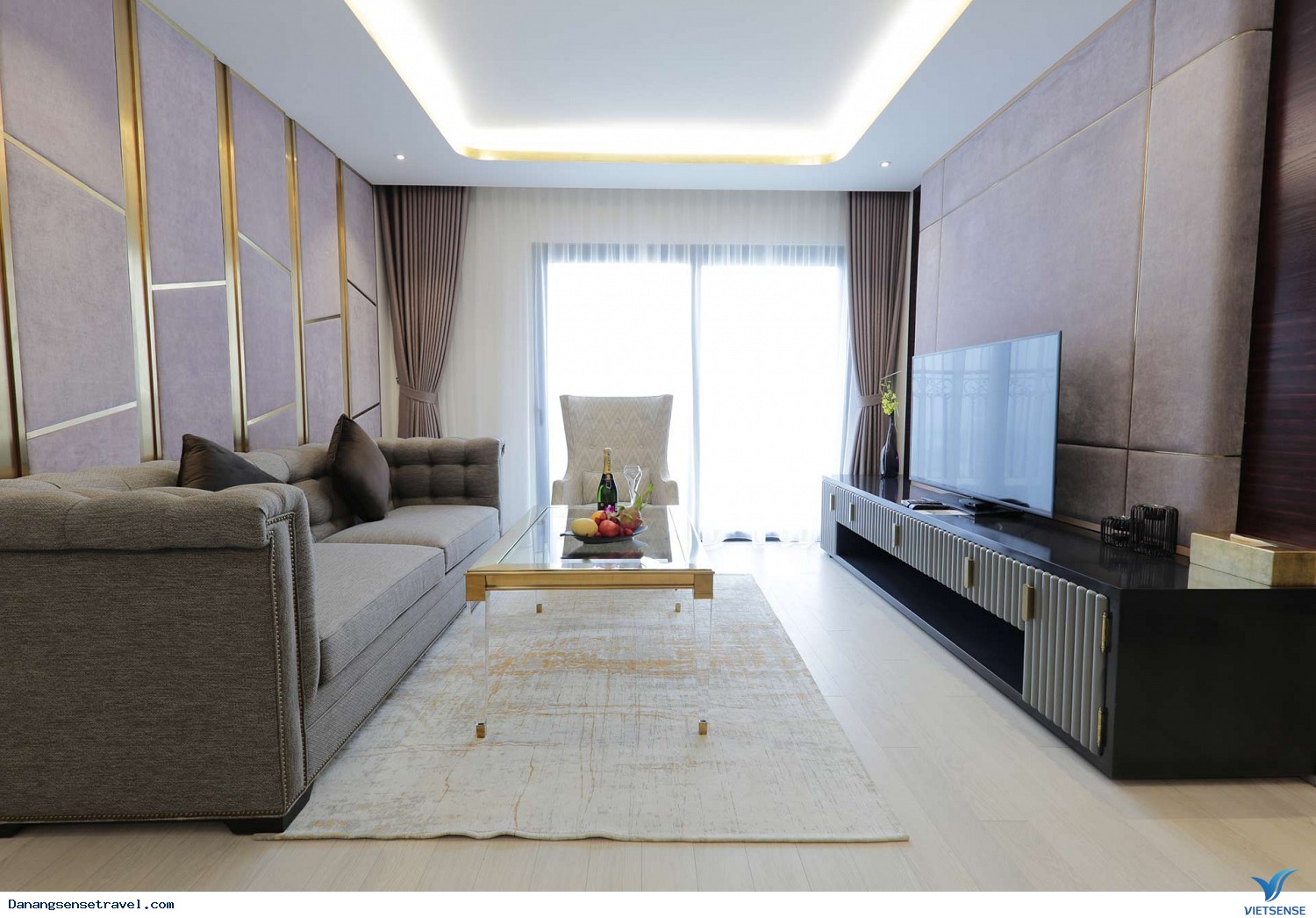 Khách Sạn Dát Vàng 5 sao Golden Bay Đà Nẵng