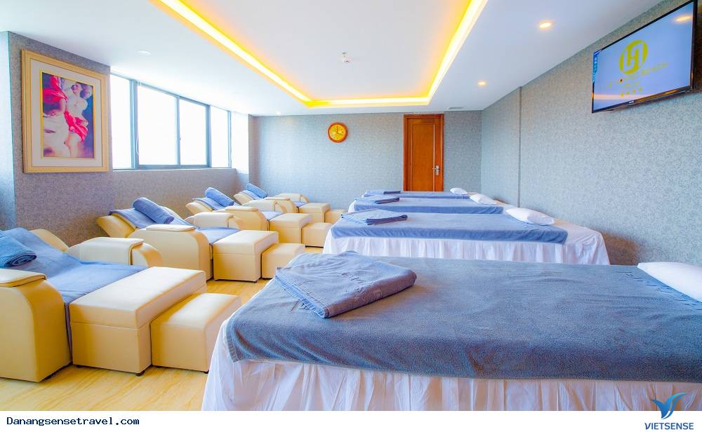 Khách Sạn Lê Hoàng Beach