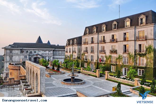 Khám Phá Không Gian Làng Pháp Thơ Mộng Trên Đỉnh Bà Nà - Ảnh 5 Khám Phá Không Gian Làng Pháp Thơ Mộng Trên Đỉnh Bà Nà - Ảnh 5