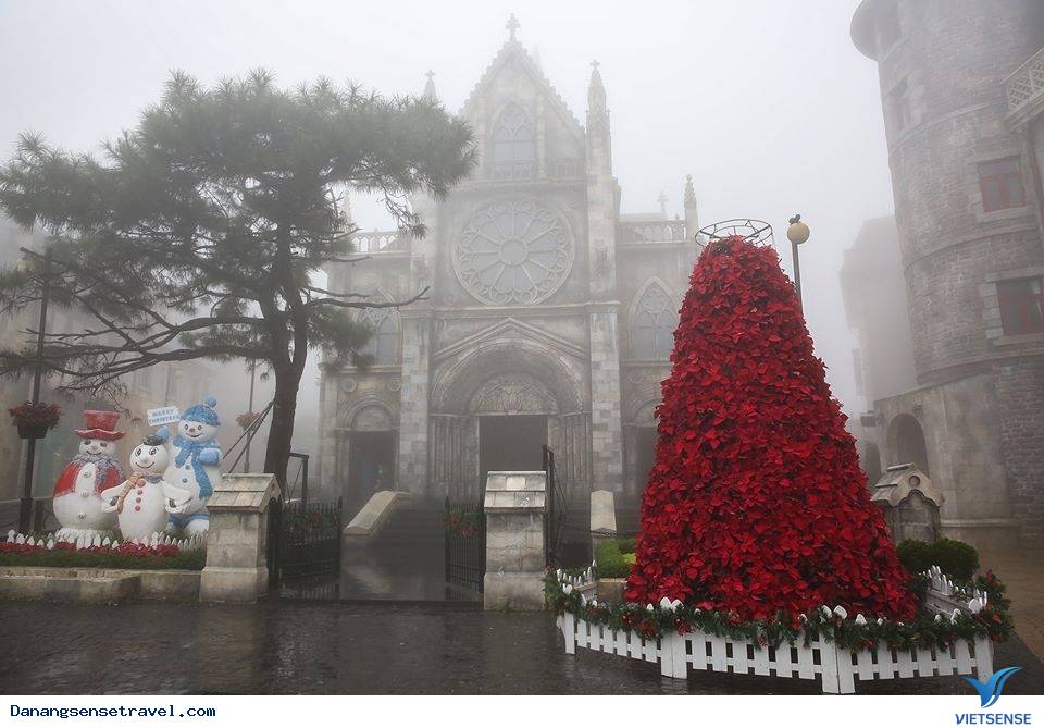 Ngôi làng phủ đầy tuyết trắng - Ảnh 2 Ngôi làng phủ đầy tuyết trắng - Ảnh 2