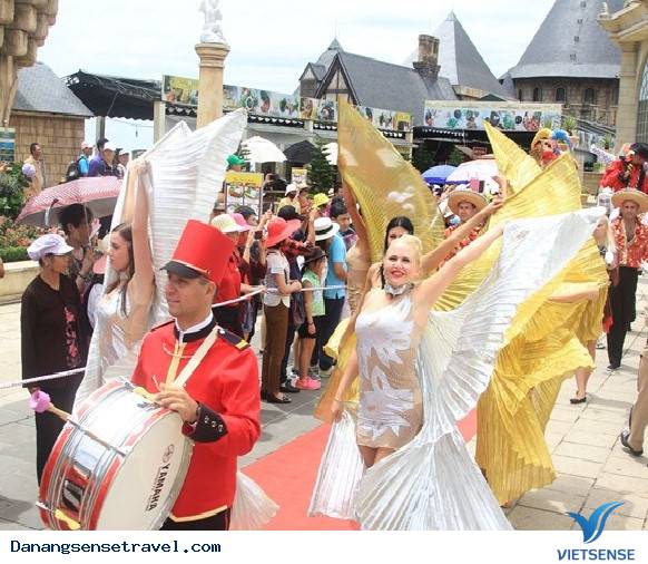 Lễ hội Carnival Bà Nà Hills sẽ trình diễn tại phố đi bộ Hồ Gươm - Ảnh 5 Lễ hội Carnival Bà Nà Hills sẽ trình diễn tại phố đi bộ Hồ Gươm - Ảnh 5