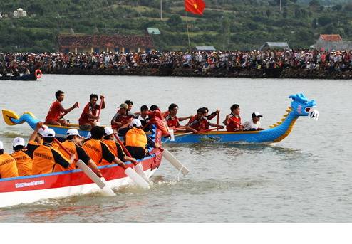 Lễ hội đua thuyền- Đà nẵng - Ảnh 5 Lễ hội đua thuyền- Đà nẵng - Ảnh 5