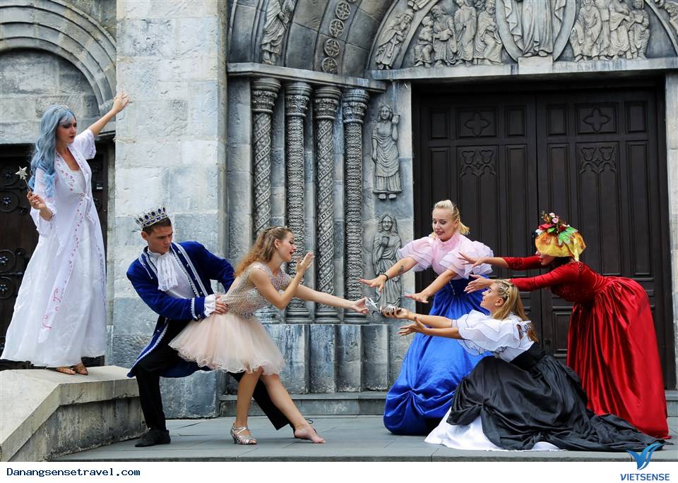 Lễ hội Halloween tại Bà Nà Hills - Ảnh 4 Lễ hội Halloween tại Bà Nà Hills - Ảnh 4