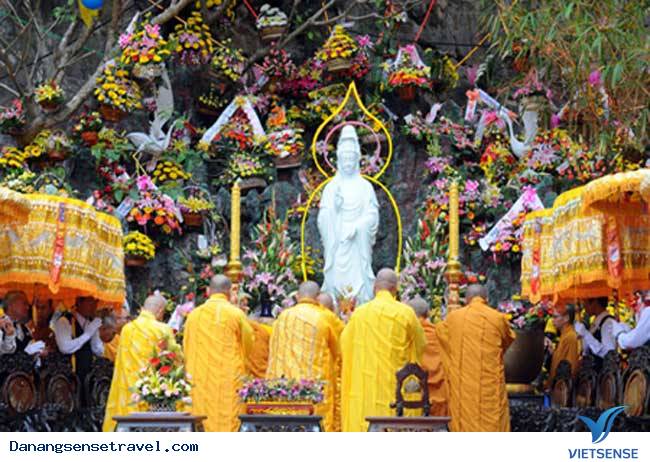 Lễ Hội Quan Thế Âm 2014 Sẽ Diễn Ra Từ 17-3 Đến 19-3 - Ảnh 3 Lễ Hội Quan Thế Âm 2014 Sẽ Diễn Ra Từ 17-3 Đến 19-3 - Ảnh 3