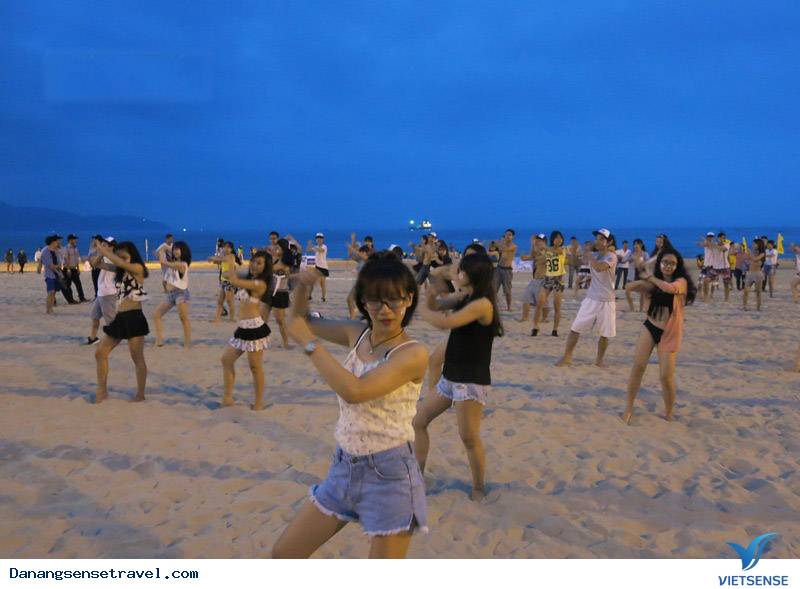 Mùa thăm quan, nghỉ dưỡng biển nâng tầm thương hiệu trải nghiệm Đà Nẵng - Ảnh 2 Mùa thăm quan, nghỉ dưỡng biển nâng tầm thương hiệu trải nghiệm Đà Nẵng - Ảnh 2