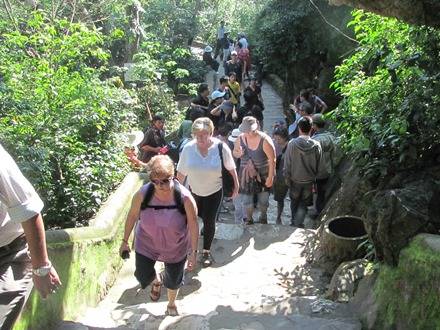 Năm 2015 hành trình Đà Nẵng vượt mốc 1 triệu lượt khách quốc tế - Ảnh 2 Năm 2015 hành trình Đà Nẵng vượt mốc 1 triệu lượt khách quốc tế - Ảnh 2